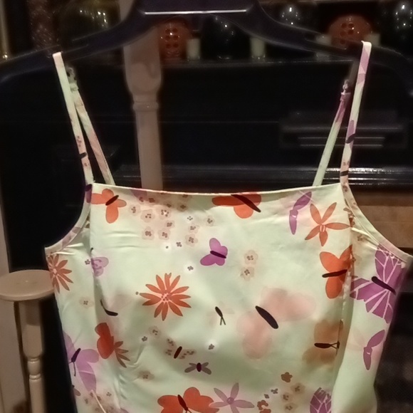 FINAL PRICE Lilly Pulitzer t-strap floral/butterfly print dress w pleated hem - Picture 4 of 16